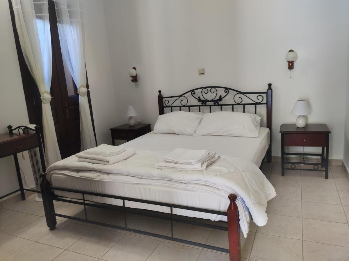 Gompos Apartment - Cozy Apartment Next To The Sea - Amazing Sea View 시미 외부 사진